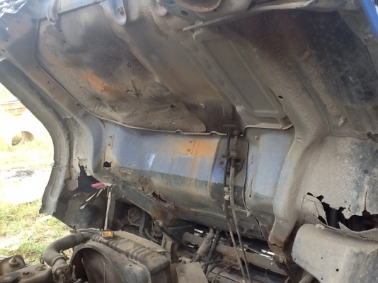 ขายอีซูNPRราคเบาๆตามสภาพเอกสารชุดโอนครบๆครับผม