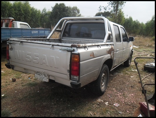 นิสสันบิ๊กเอ็ม 4 ประตู