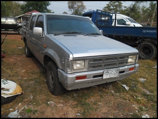 นิสสันบิ๊กเอ็ม 4 ประตู