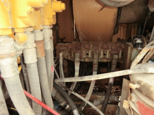 ขายรถเจาะ TOYO ROCK DRILL THCD-650C S/N;65276 สภาพสวย