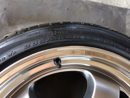 ขายแม็คใหม่ราคาถูก พร้อมยางสภาพดี