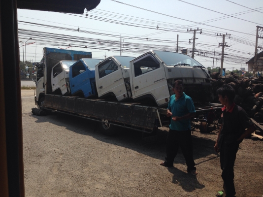 หัวเก๋งNPR 115 มาใหม่สวยๆ ตาธรรมดา ตาหวาน