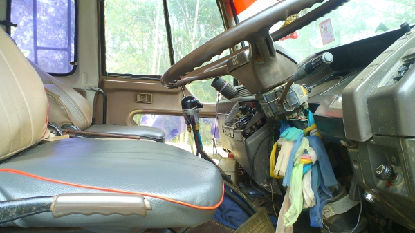 สิบล้อ MITSUBISHI FN527 MA รถปี 36 รถสวยกิ๊ก ลดพิเศษเหลือ 750,000 บาท.