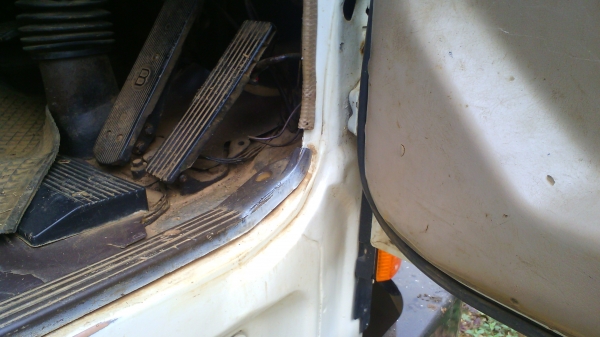 สิบล้อ MITSUBISHI FN527 MA รถปี 36 รถสวยกิ๊ก ลดพิเศษเหลือ 750,000 บาท.