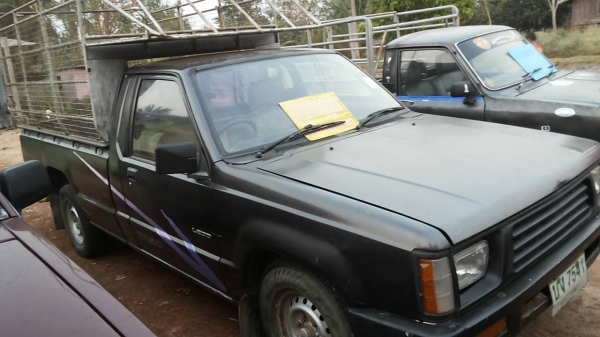 ***ขายแล้วครับขอบคุณ Truck2hand ขายตอนเดียว MITSU L200 CYCLONE 2.5 ปี33/90 เครื่องเดิมเกียร์เดิม แรงดี เกียร์ไม่หลุด ช่วงล่างเดิมๆคัสซีดีเดิม มีสนิม ไม่สาดสี กระบะดีพื้นมีผุนิดๆ หัวเก๋งดี ภายในสวยคอนโซลครบ พ.ธรรมดา มีคอกเหล็ก ยางดี4เส้น สีสันดี มีพองนิดๆต ***ขายแล้วครับขอบคุณ Truck2hand ขายตอนเดียว MITSU L200 CYCLONE 2.5 ปี33/90 เครื่องเดิมเกียร์เดิม แรงดี เกียร์ไม่หลุด ช่วงล่างเดิมๆคัสซีดีเดิม มีสนิม ไม่สาดสี กระบะดีพื้นมีผุนิดๆ หัวเก๋งดี ภายในสวยคอนโซลครบ พ.ธรรมดา มีคอกเหล็ก ยางดี4เส้น สีสันดี มีพองนิดๆต