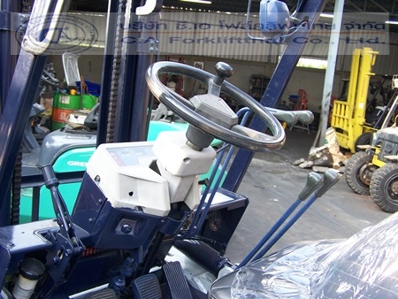 ขาย รถโฟล์คลิฟท์ KOMATSU รุ่น FG25-11
