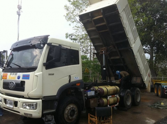 FAW 10 ล้อดั้ม  2 เพลา  380  HP  แก๊ส CNG 100\% 8 ถัง