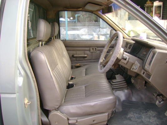 NISSAN BIG M ตอนเดียว เครื่องดีเซล 2500 CC สภาพดี