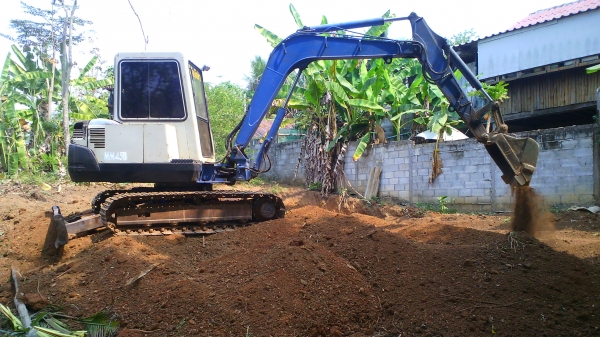 รถขุด MITSUBISHI MM45 B รุ่นพิเศษมีลายแย๊กซ์ สวยเต็ม ๆ มีเอกสารอินวอยล์ ชอบที่ราคาเท่าไรต่อรองได้ครับ