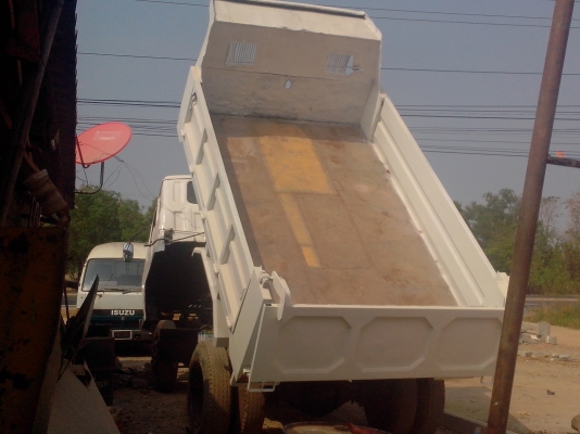 ขายรถ 6 ล้อดั้ม  ISUZU JCM เครื่อง 6BB1-145 แรง พวงมาลัยพาวเวอร์