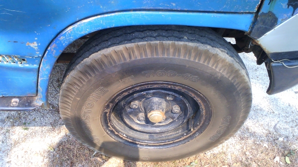 รถหกล้อ เทลเล่อร์ TOYOTA BU ปกติบรรทุกรถแบคโฮ MITSUBISHI MM45 B