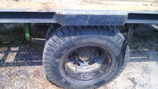 รถหกล้อ เทลเล่อร์ TOYOTA BU ปกติบรรทุกรถแบคโฮ MITSUBISHI MM45 B