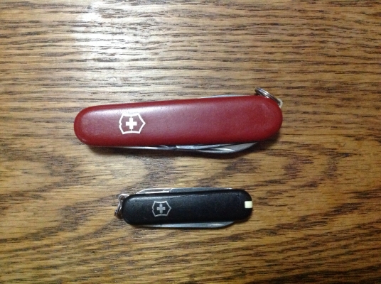 ขาย VICTORINOX 2 ชิ้น ถูกๆ