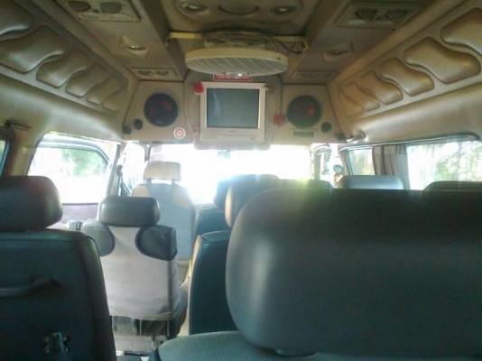 ขายรถตู้ด่วนคับ