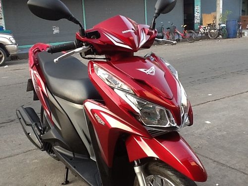 HONDA CLICK125iคอมบายเบรครถแค่8เดือนตัวใหม่ล่าสุดระบบหัวฉีด