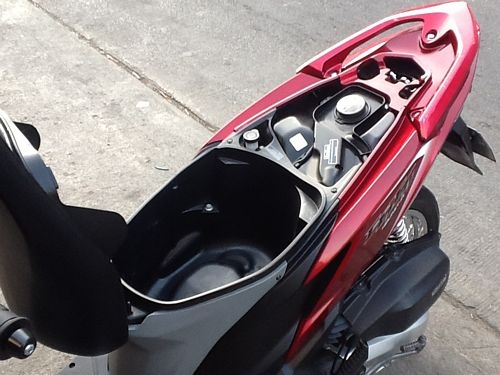 HONDA CLICK125iคอมบายเบรครถแค่8เดือนตัวใหม่ล่าสุดระบบหัวฉีด HONDA CLICK125iคอมบายเบรครถแค่8เดือนตัวใหม่ล่าสุดระบบหัวฉีด