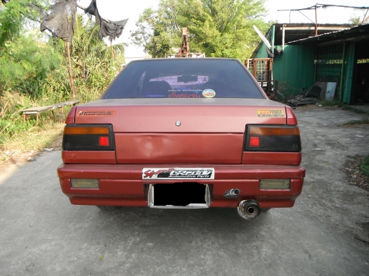 ขายรถยนต์ มิตซูบิชิ สีแดงเลือดหมู