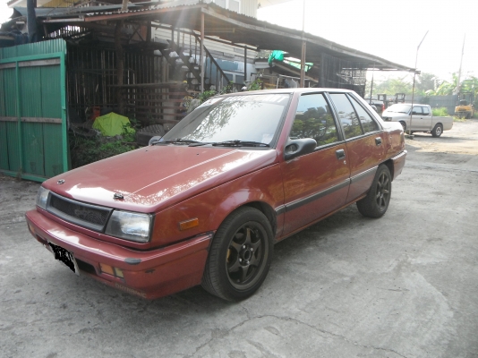 ขายรถยนต์ มิตซูบิชิ สีแดงเลือดหมู