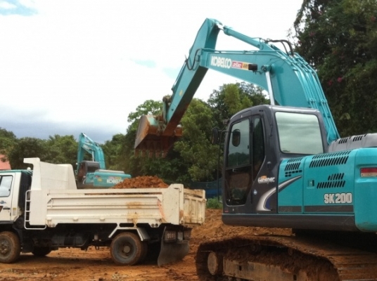 ขายรถแบ็คโค KOBELCO MARK8 SUPER YN-12