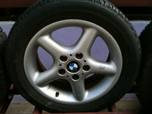 ขาย ล้อ BMW - E36  เดิม  ครบชุด