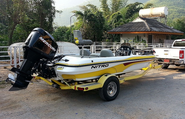 ขายเรือ BASS NITRO NX882 150HP สีขาว/เหลือง