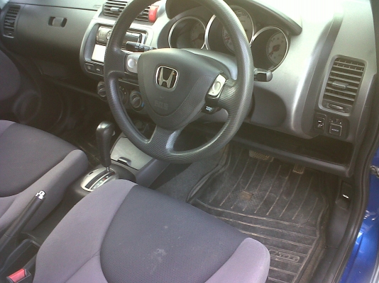 ขายถูกรถสวยพร้อมใช้งาน เกียร์ออโต้ แอร์เย็นจนหนาว ขายถูกรถสวยพร้อมใช้งาน เกียร์ออโต้ แอร์เย็นจนหนาว