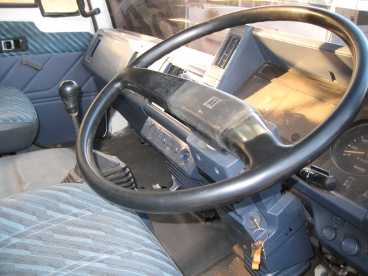 ขายร็อกกี้ FTR11 รถห้าง ยาว 7.20 ม เครื่อง 6BG เครื่องส้ม