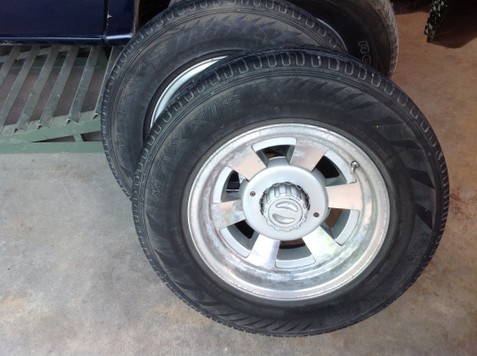 ขายแม็ก15 พร้อมยาง