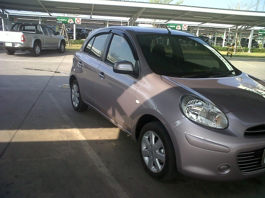 ขายรถนิสสันมาร์สปี2012รุ่นท๊อปสุดครับVL สภาพใหม่มาก