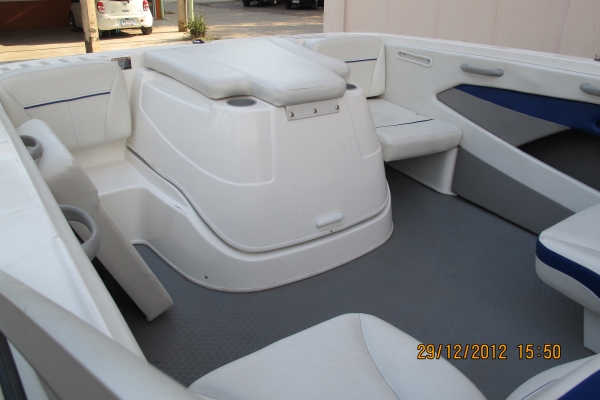 -ผ่อนได้- ขายเรือ  BAYLINER  19.5 ฟุต เครื่อง MERCURY  3.0 ปี 2006 เรือนำเข้า USA  สภาพใหม่มากๆ