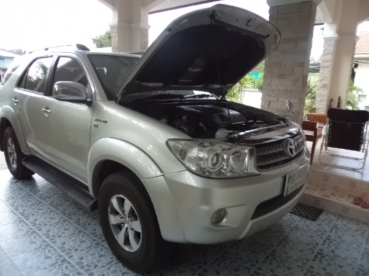 ขายรถโตโยต้าฟอร์จูนเนอร์ ปี50 ตัวVท็อบ ออโตโฟวิน สภาพเดิมๆสวยสดทั้งคัน