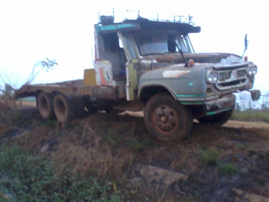 ขายรถสิบล้อเทรนเลอร์หัวยาวยีห้อ ISUZU เครื่อง175แรง