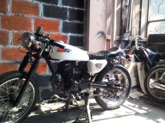 honda wing cafe racer