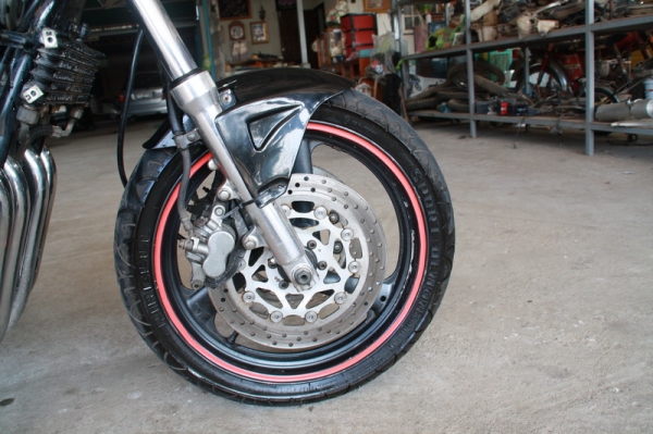 ขาย XJR 400 ปี  95 เครื่องดี ท่อเลสทะเบียนแท้ โอนขนส่ง รถประมูลส่วนราชการ  83000