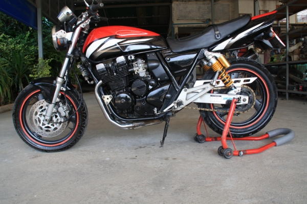 ขาย XJR 400 ปี  95 เครื่องดี ท่อเลสทะเบียนแท้ โอนขนส่ง รถประมูลส่วนราชการ  83000