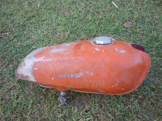 ที่นั่งเ็ด็กc700แท้/บังโคลนa100//โครงและอะไหล่dx100-yl2/ถังG7