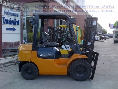 ขายรถ โฟล์คลิฟท์ TOYOTA รุ่น 7-FD25