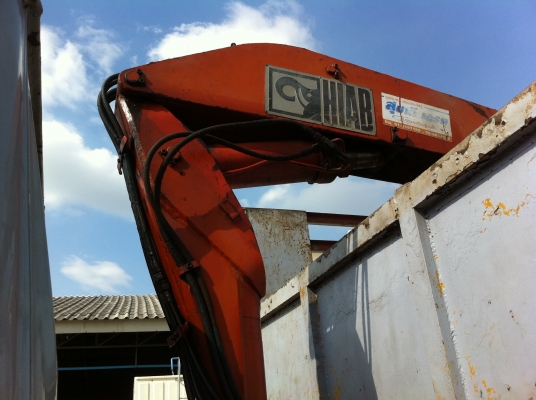 ขายเฮียบ สามตันครึ่ง สภาพ 90\% พร้อมยกลงจาก 10 ล้อ