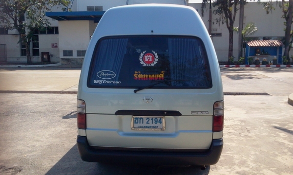 Hiace หัวจรวดหลังคาสูง ปี2004 VIP