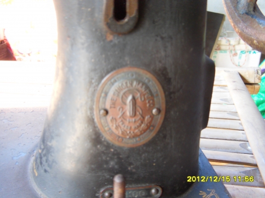 ขายจักรเก่า น่าเก็บสะสม คลาสสิค โบราณ ไม่แพงใช้งานได้