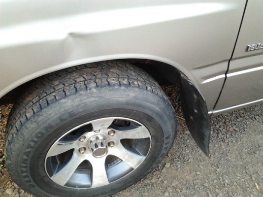 ขาย กระบะแค็ป มังกรทอง 2.5 ปี34/91 87HP สภาพเดิมๆบางๆ เครื่องมังกร 2.5ไดเร็กฯ แห้งๆไม่มีเยิ้ม พ.พาวเวอร์ แอร์ เครื่องเสียง พร้อม ภายในดี เบาะไม่ขาด คอนโซลครบ ช่วงล่างปึ๊ก ไม่มีส่าย คัสซีสวย ยางดี4เส้น ล้อแม็ก สีบาง กระบะมีผุบ้างนิดๆ สีมีตำหนิบ้าง ***ขายแล