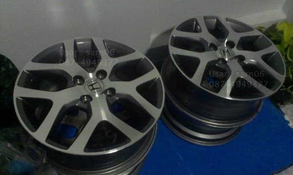 ขาย Max CITY ตัวTOP ลายเขากวาง 16" เหมือนใหม่ใช้งานวิ่งบนถนนแค่ 6 เดือน ขาย Max CITY ตัวTOP ลายเขากวาง 16" เหมือนใหม่ใช้งานวิ่งบนถนนแค่ 6 เดือน