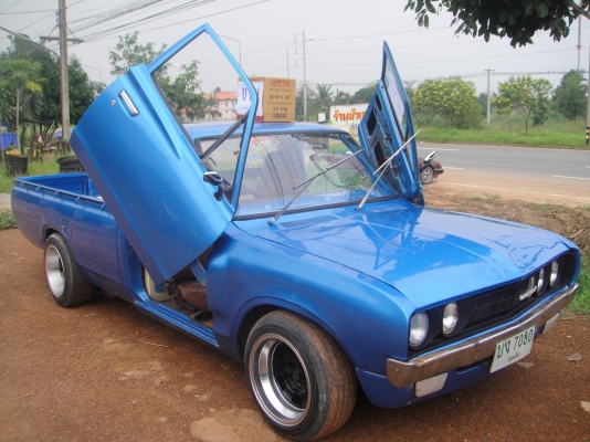 ขาย ดัสสัน 620  5 ขอ เครื่องเดิม สีสวย แม็ก 15 ประตูปีกนก ติดแก๊สแล้ว เครื่องเสียงชุดใหญ่