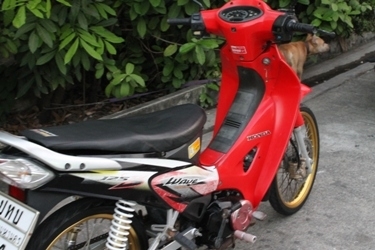 ขาย ฮอนด้า เวฟ 125S สภาพเดิมๆ เครื่องฟิต ลูกเดิม  ทะเบียนพร้อมโอน