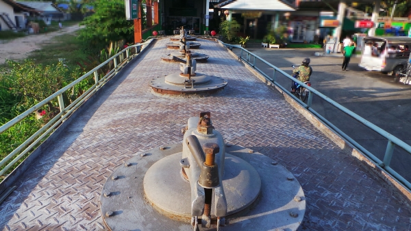 HINO  FL177 โหลดล่างค่ะ  15,000  ลิตรค่ะ