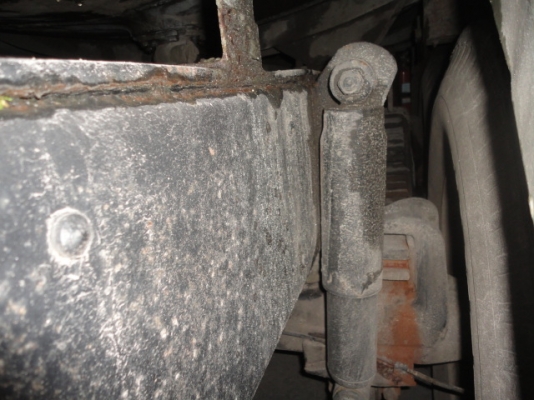 HINO  FL177 โหลดล่างค่ะ  15,000  ลิตรค่ะ