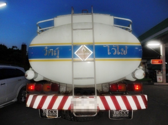 HINO  FL177 โหลดล่างค่ะ  15,000  ลิตรค่ะ