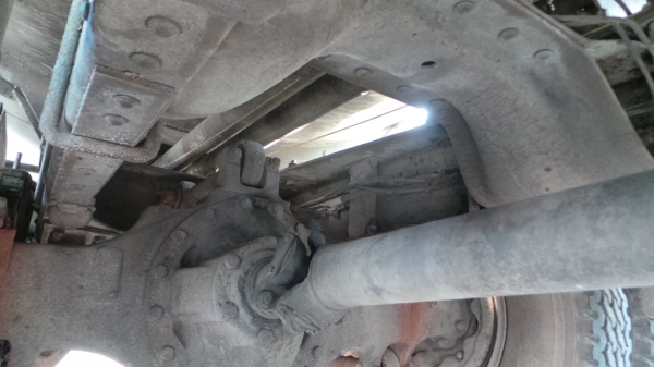 HINO  FL177 โหลดล่างค่ะ  15,000  ลิตรค่ะ