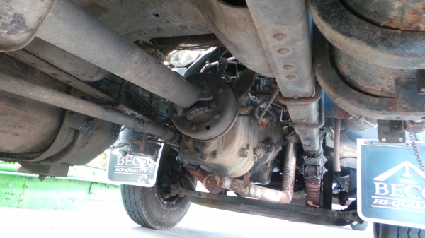 HINO  FL177 โหลดล่างค่ะ  15,000  ลิตรค่ะ