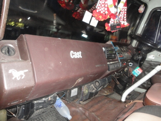 HINO  FL177 โหลดล่างค่ะ  15,000  ลิตรค่ะ